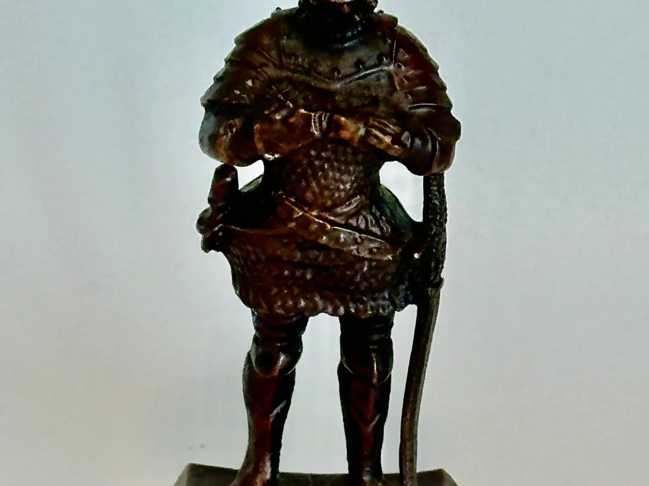 Billede 9 - Vintage miniature ridderfigur håndstøbt af bronze