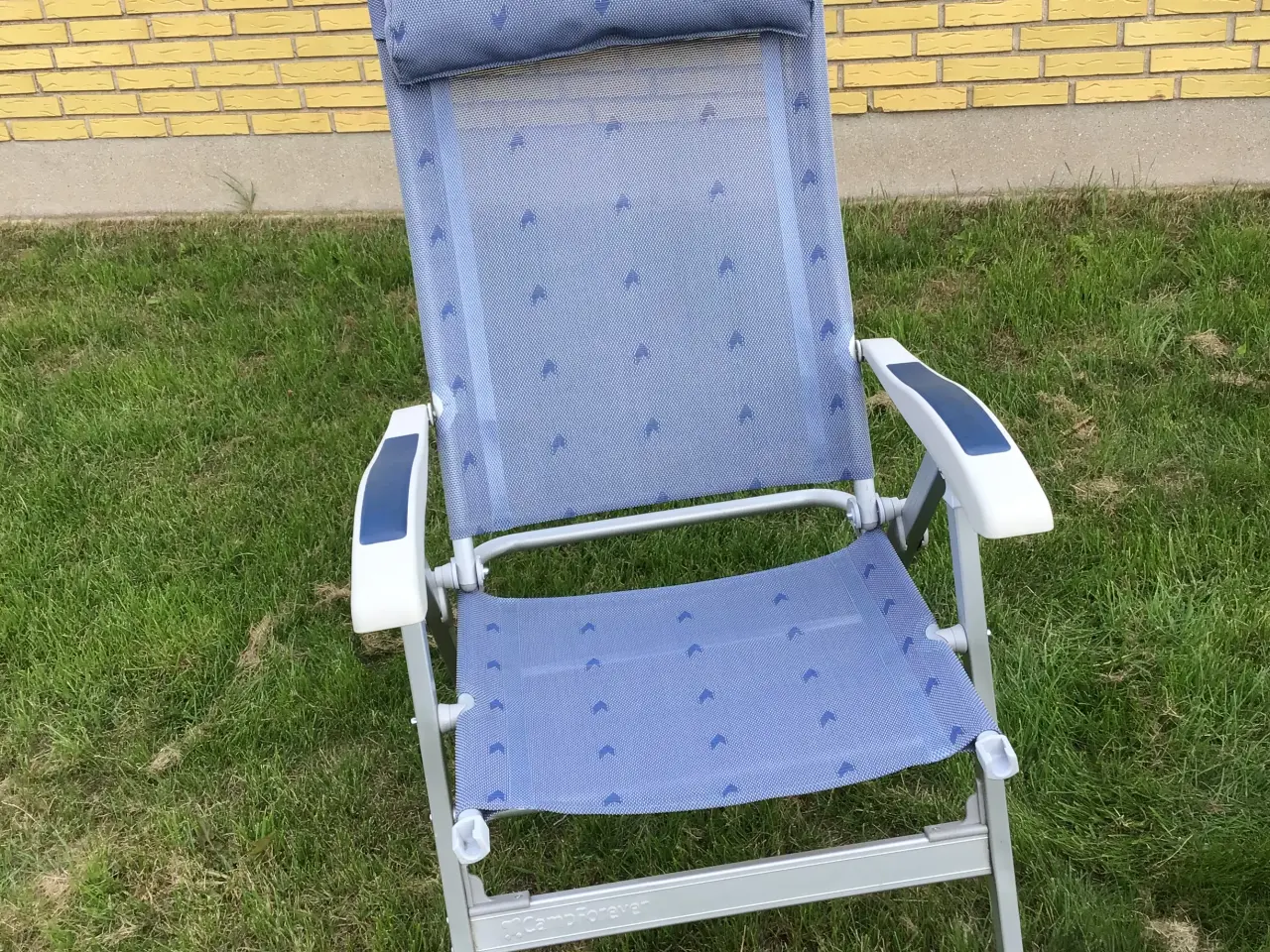Billede 5 - Campingbord m 4 stole sælges 