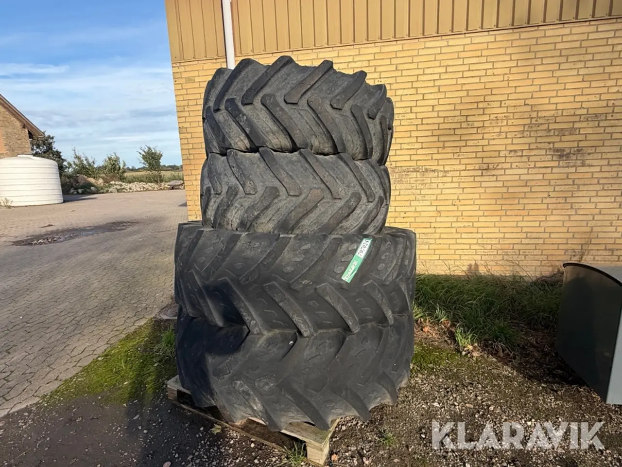 Billede 1 - Traktordæk Kleber, 4 Styk
