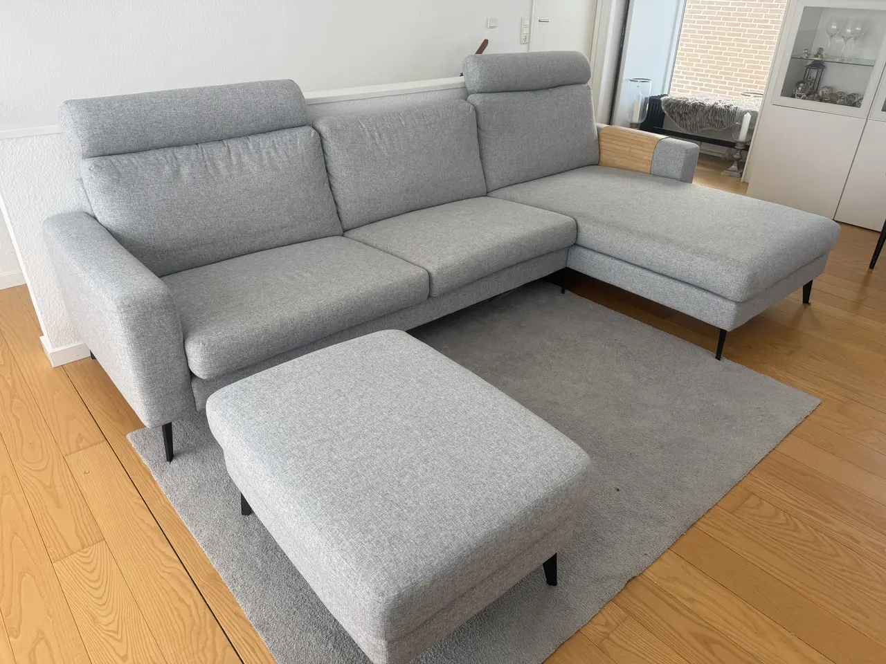 Billede 2 - Sofa med chaiselong og puf