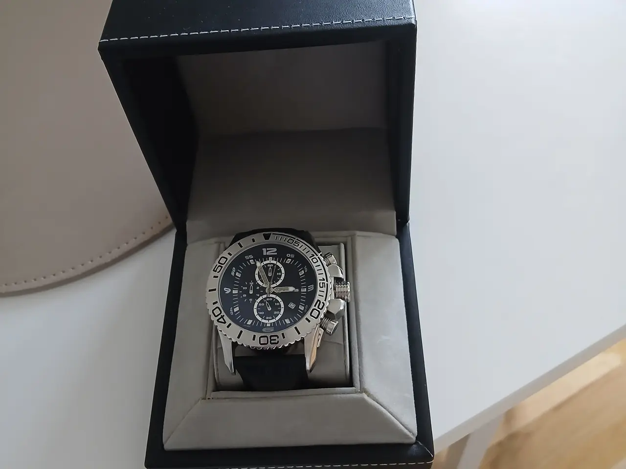 Billede 2 - Lækkert Lexus Herre armbånds ur 46mm (T37)
