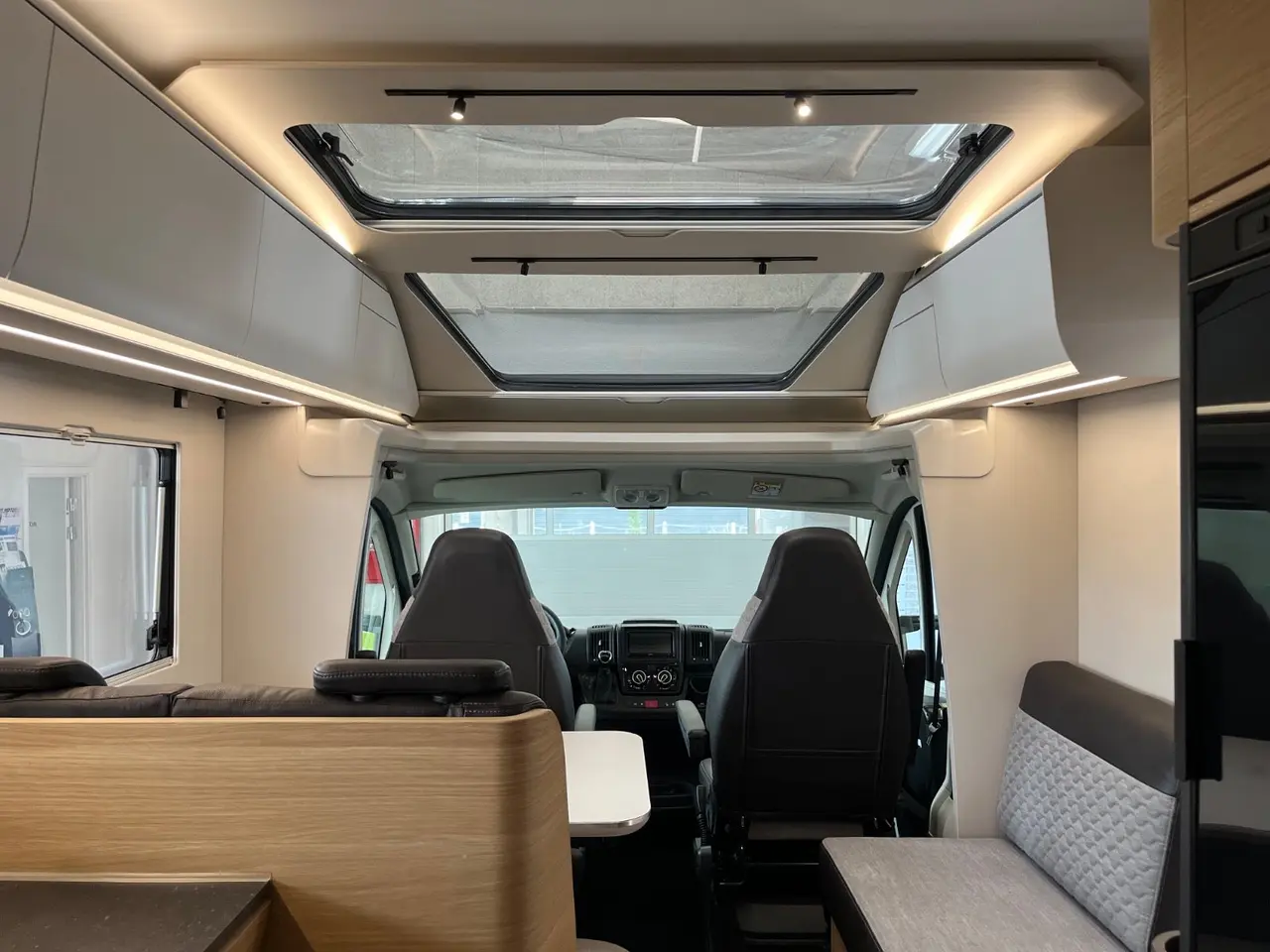 Billede 12 - Fiat Adria 2,3 Coral Plus 670 SLT aut.