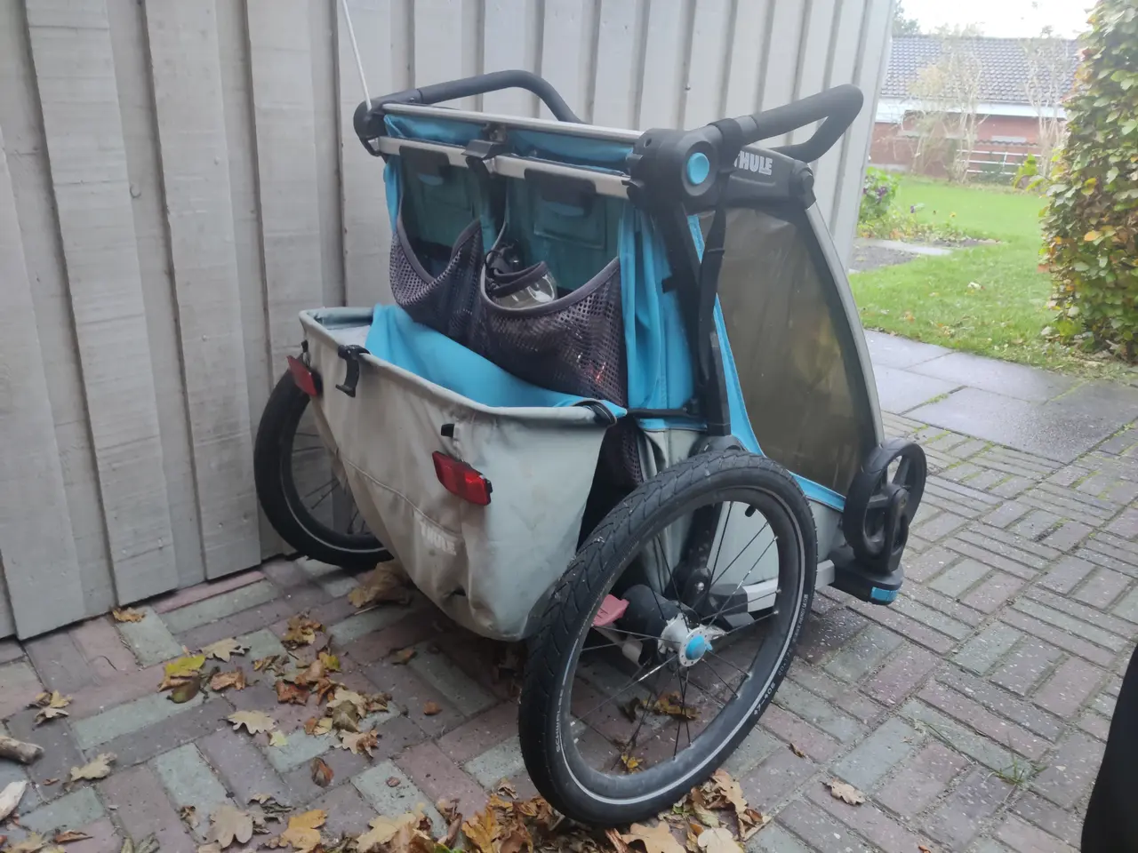 Billede 2 - Thule cykeltrailer til 2 børn klar til nye eventyr