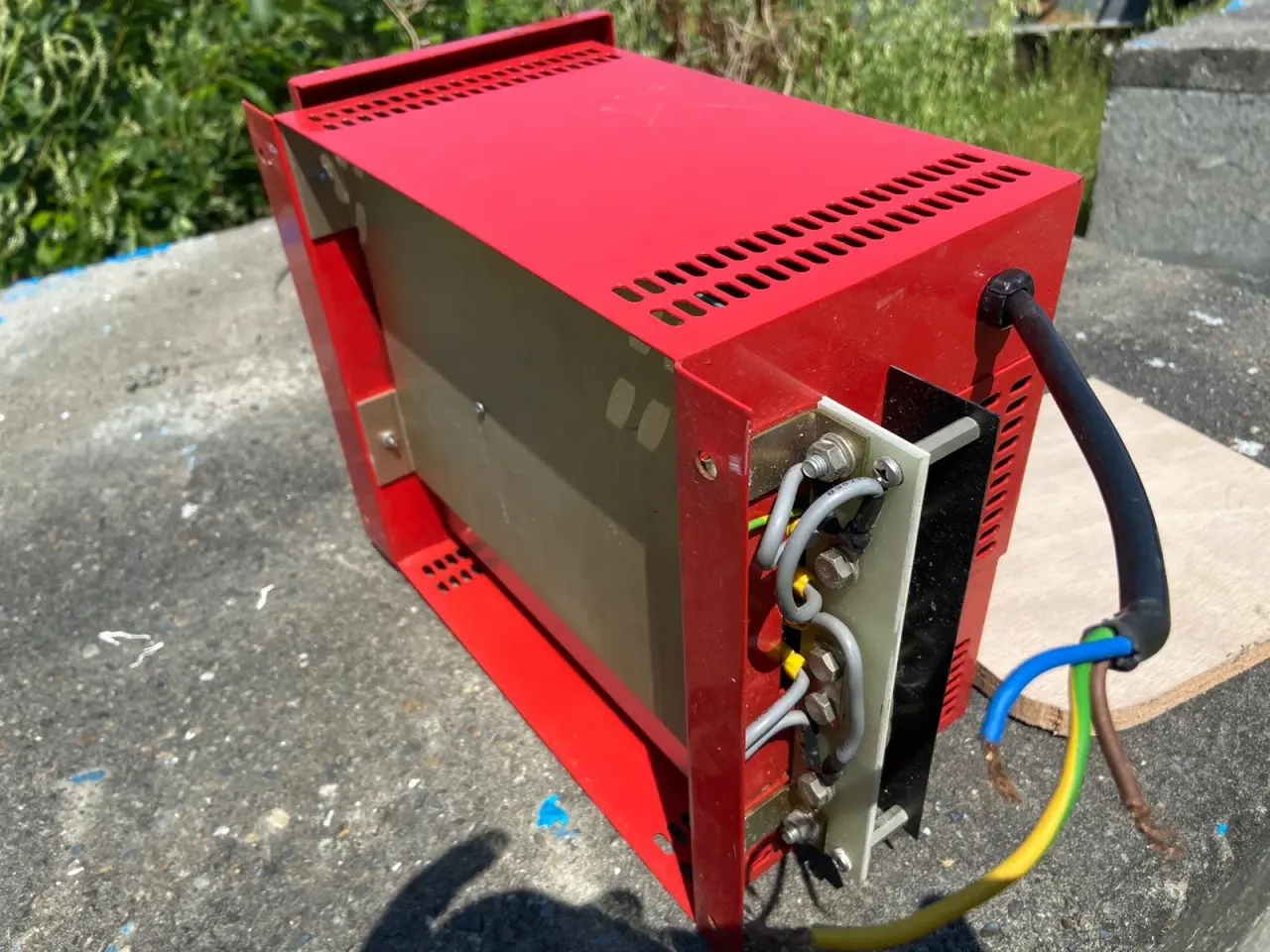 Billede 2 - Jenelec JE/SM12-50 12V 50A Batterioplader – Krafti