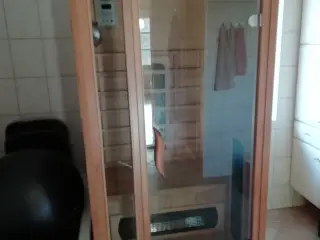 Fantastisk wellness sauna med infrarød behandling