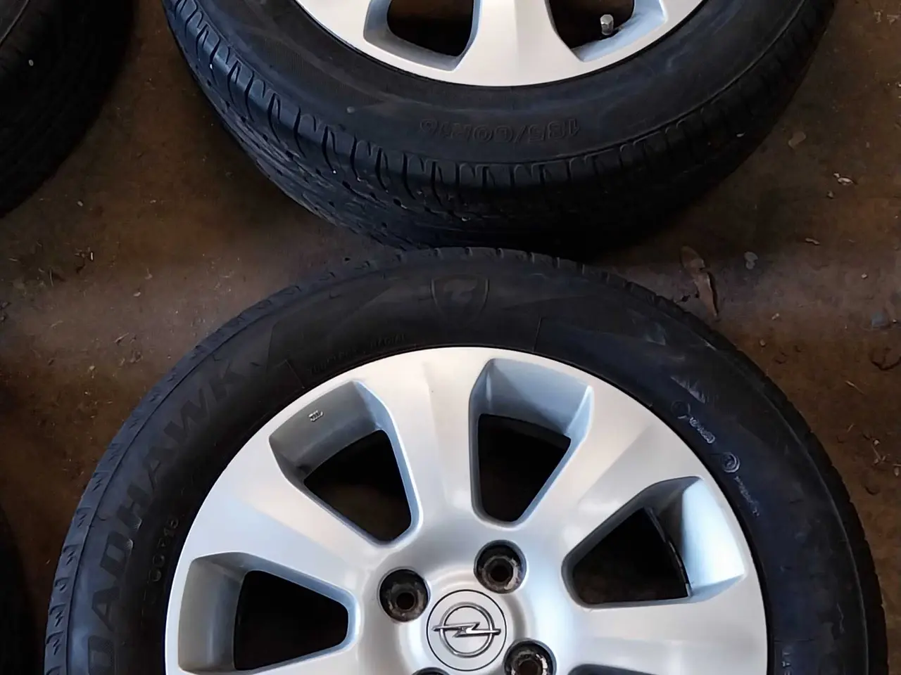 Billede 2 - 15" opel alufælge sælges 