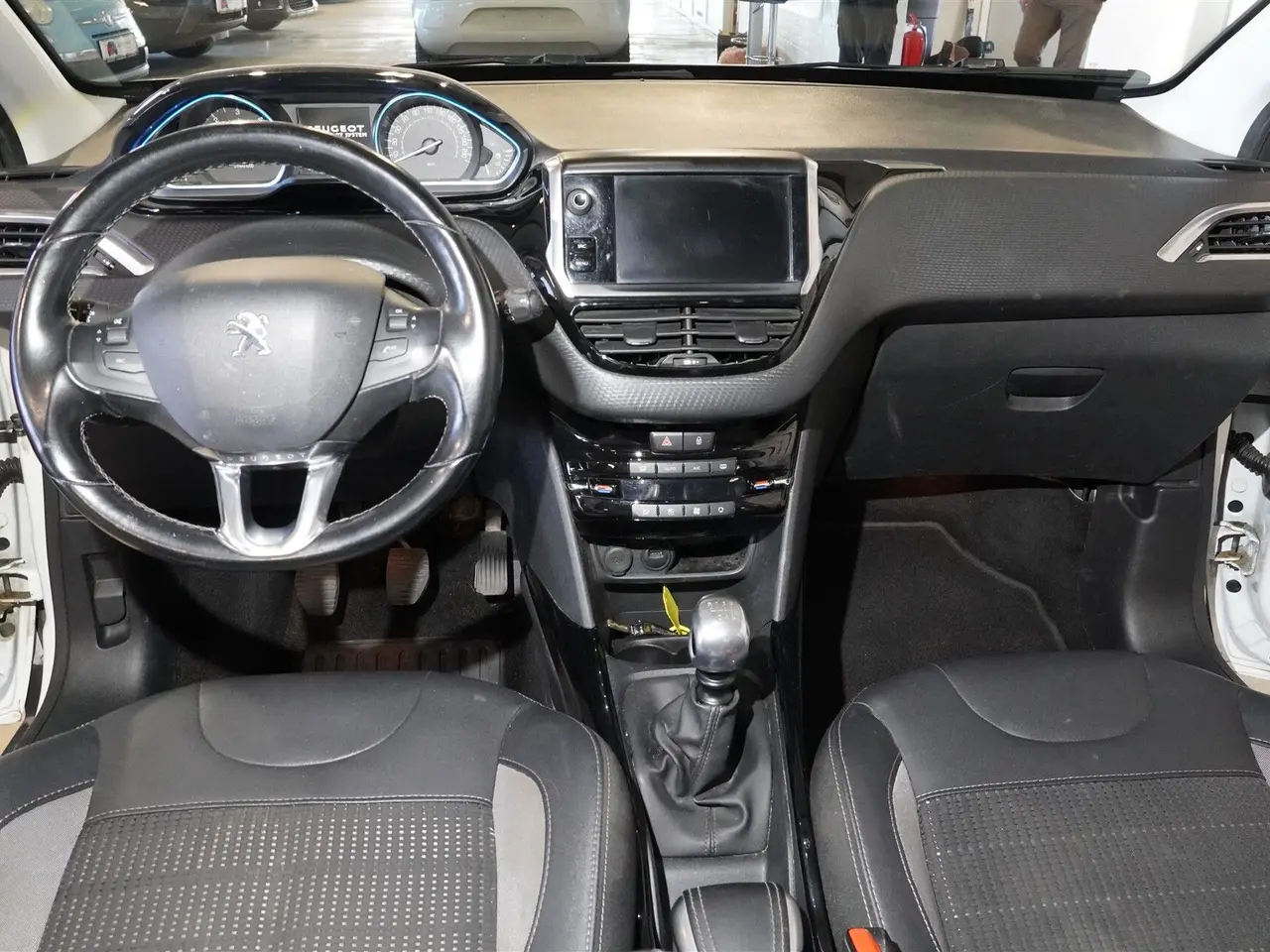 Billede 15 - Peugeot 2008 1,5 BlueHDi Exclusive Plus 100HK 5d