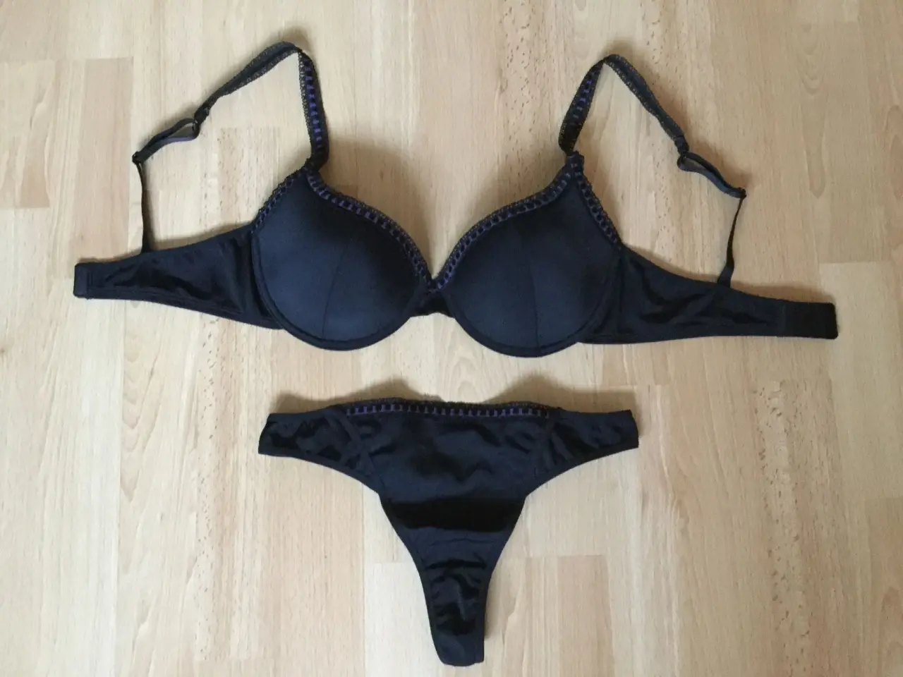 Billede 6 - Ny sæt - FLEUR BH 70 C + G trusse 36/38