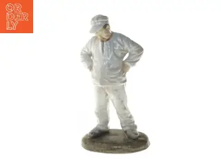 Porcelænsfigur af stående person fra B&G (str. 28,5 cm)