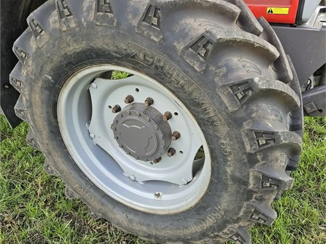 Billede 65 - Massey Ferguson 8130 - 4WD - Dynashift - Video
