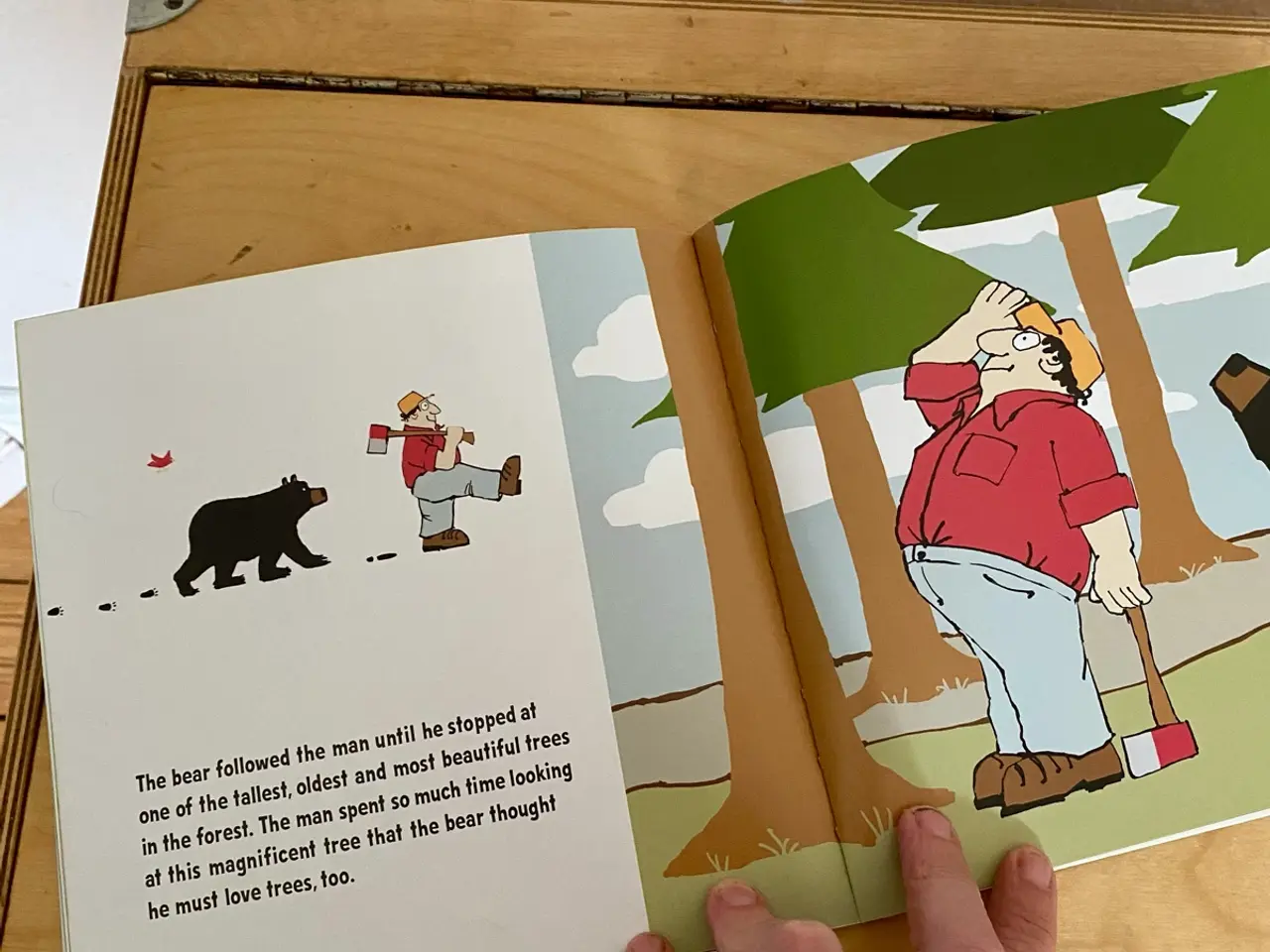 Billede 3 - Big bear hug. Engelsk børnebog
