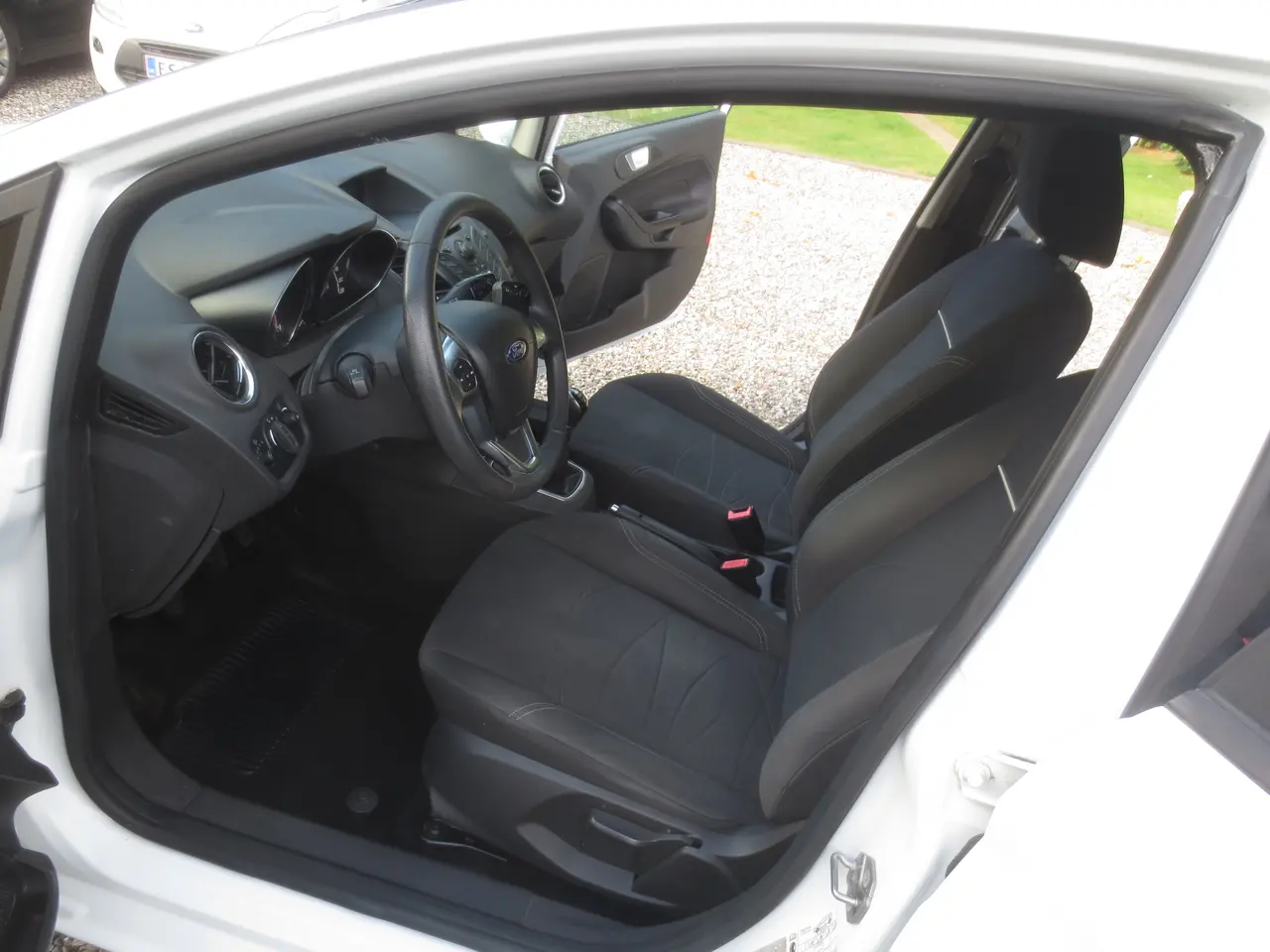 Billede 13 - Ford Fiesta 1.0 i 100 Hk År 15. Nysynet.