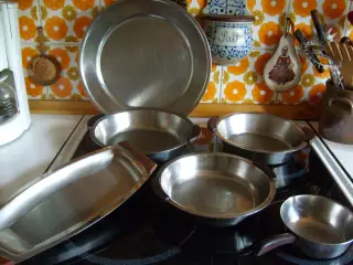 Retro, service i rustfrit stål