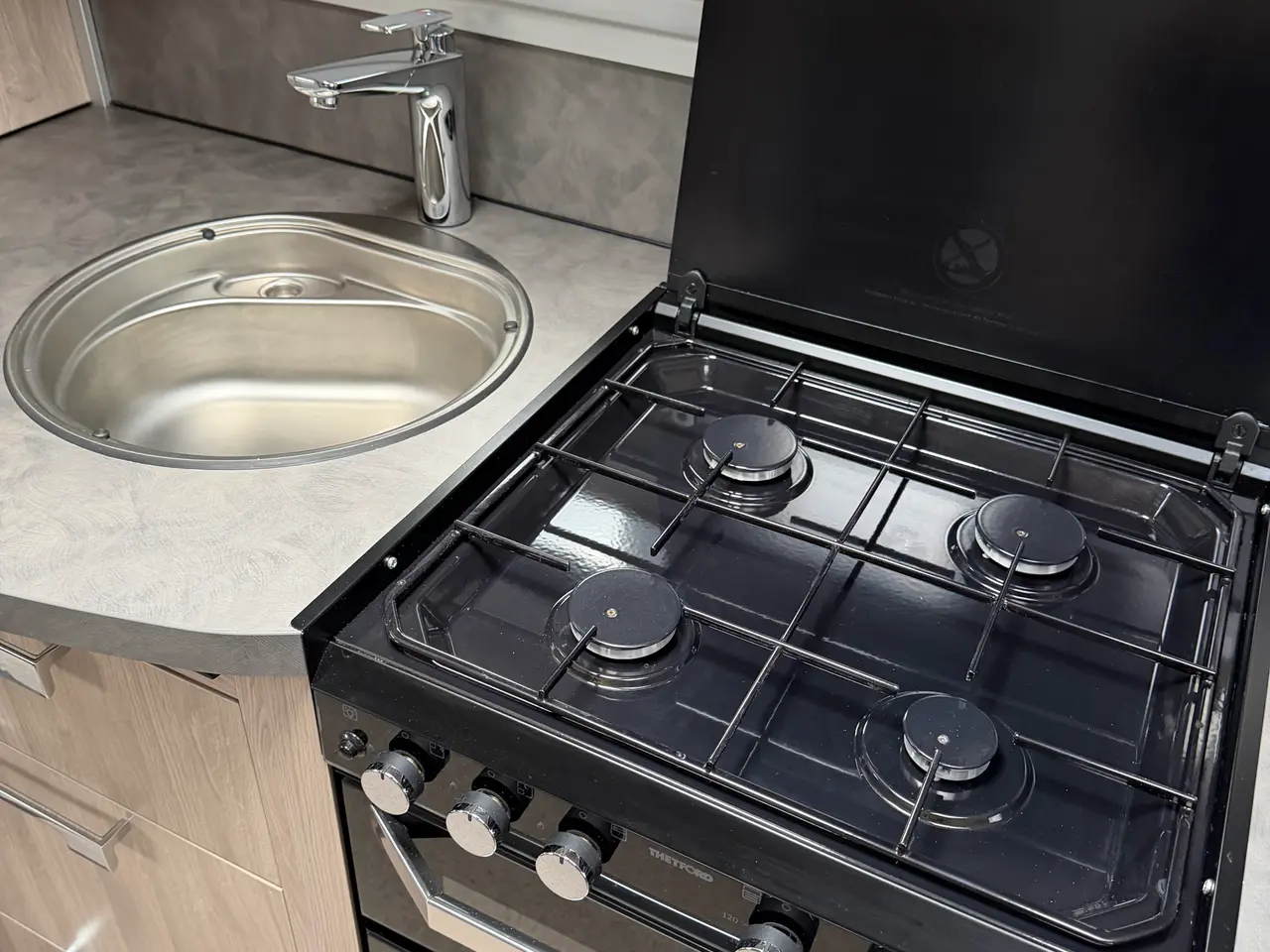 Billede 14 - Kabe Royal 740 TDL KS