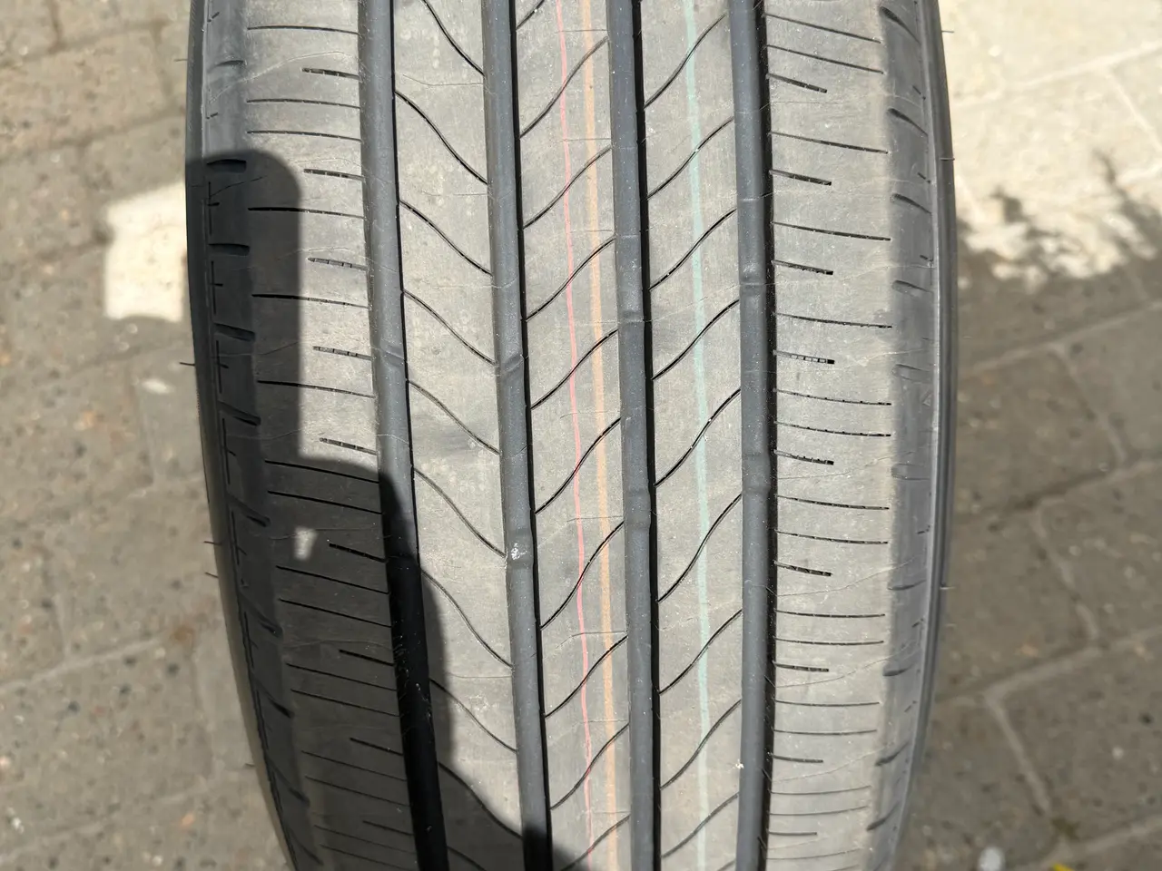 Billede 4 - Bridgestone Turanza 235/60 - R18H