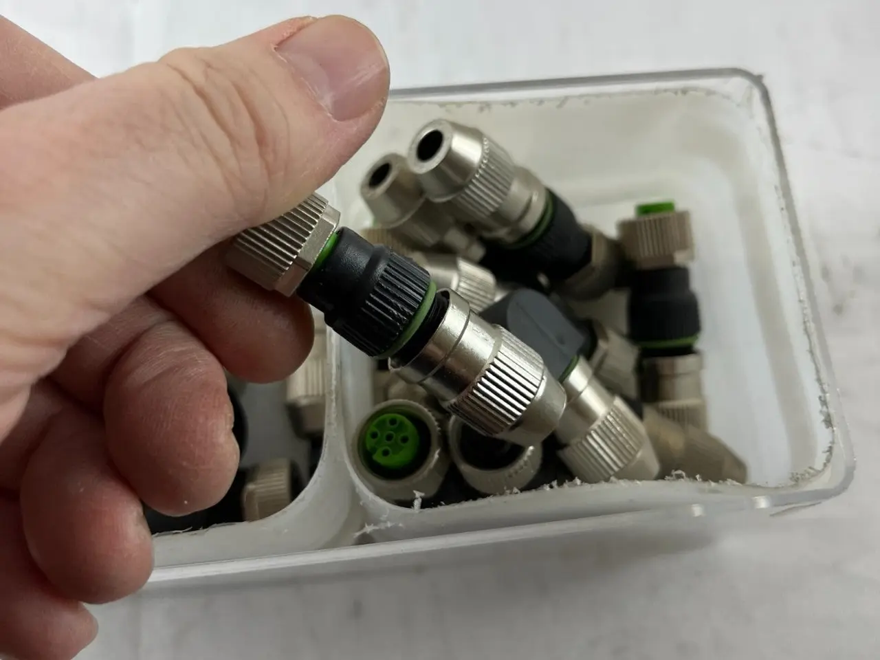 Billede 10 - M12 Field Wireable Connectors 4 & 5 Pin Angled