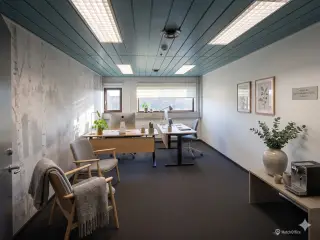 27 m2 kontorlokaler ideelt til den mindre virksomhed