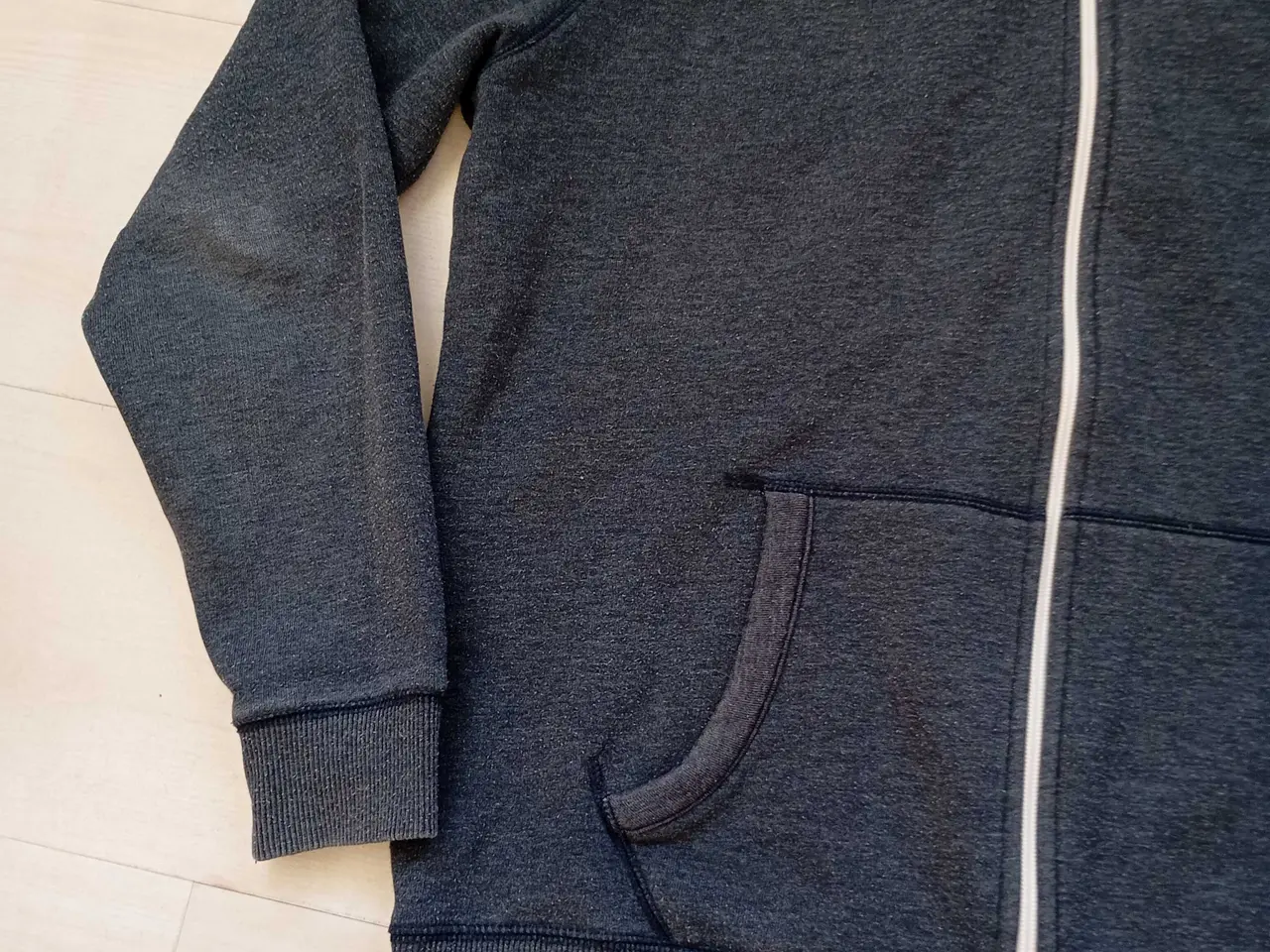 Billede 3 - Tommy Hilfiger hættetrøje. XXL