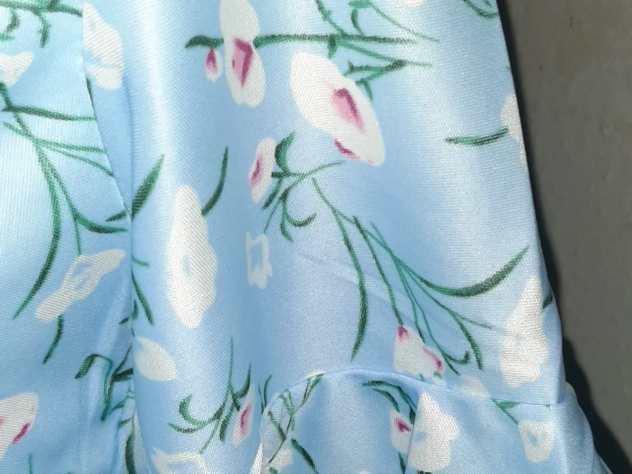 Billede 4 - sommer kjole i str: 2XL =38-42. m. strech stof