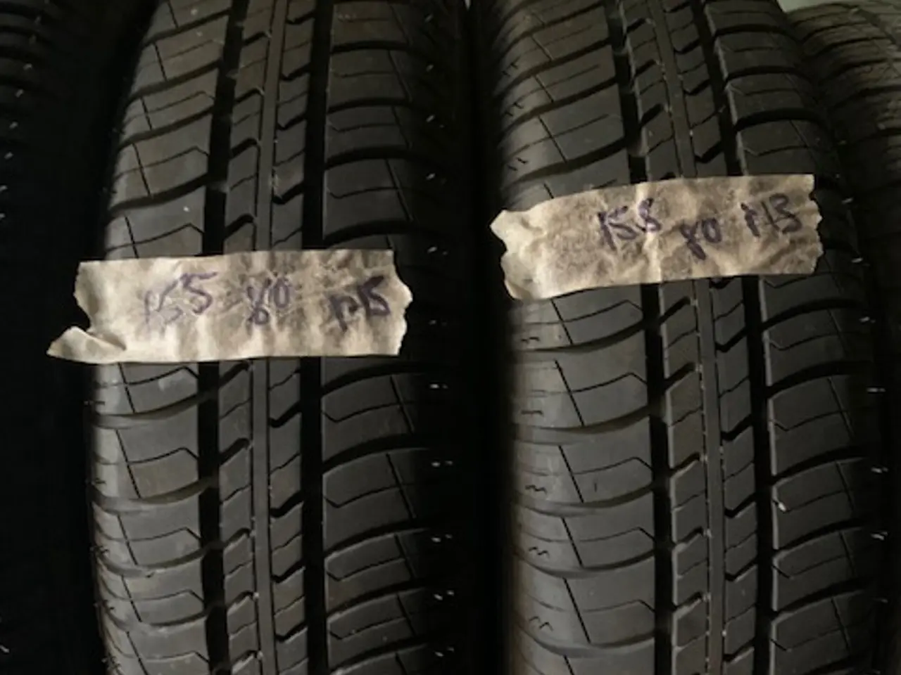 Billede 18 - Tyfoon, Uniroyal, Pirelli, Dunlop, Michelin m.fl.
