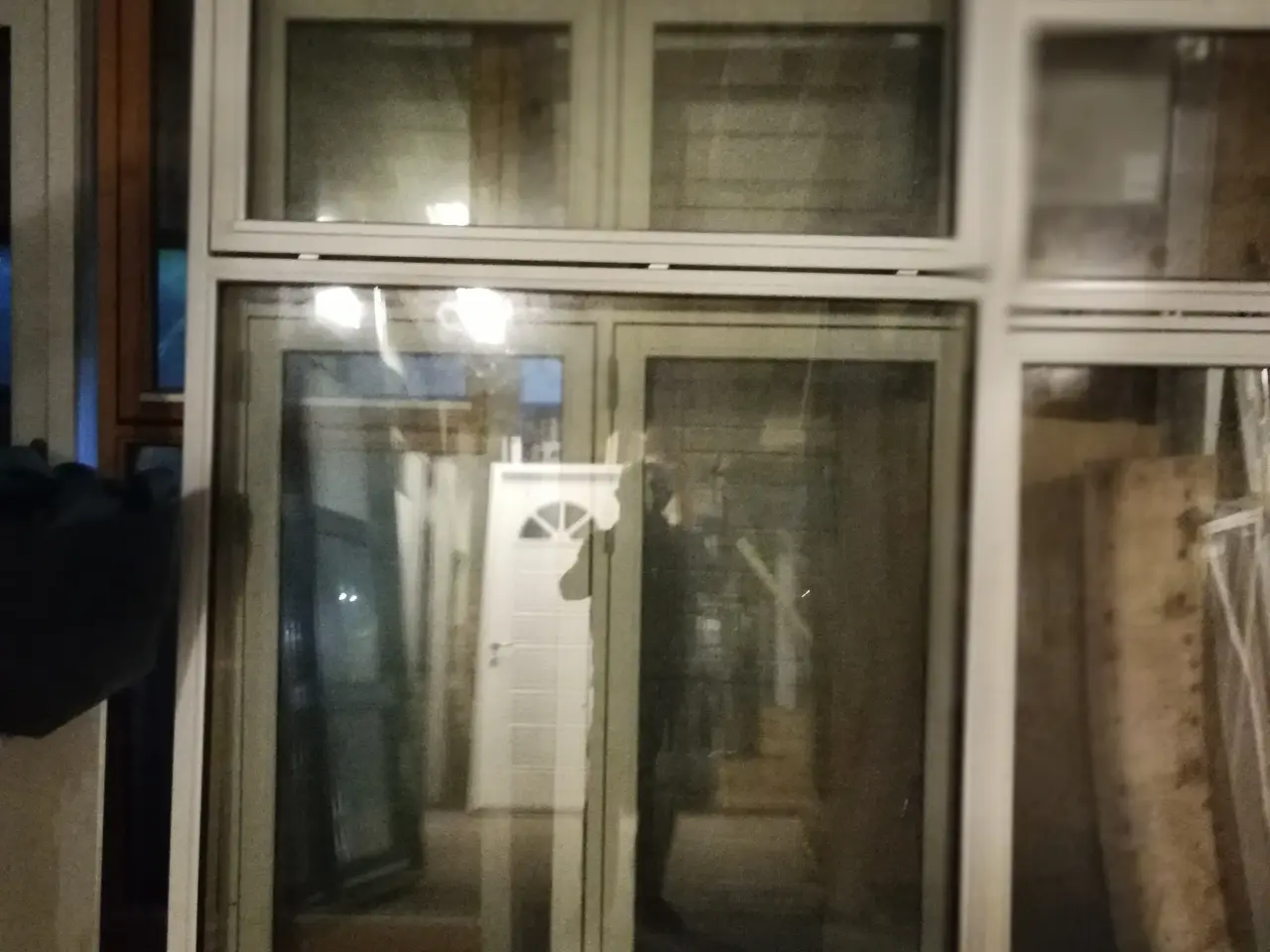 Billede 1 - NYT VINDUESPARTI 134,3x209,8, KR. 2800