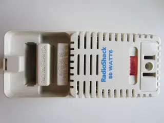 RadioShack MULTI-NATION TRAVEL ADAPTER