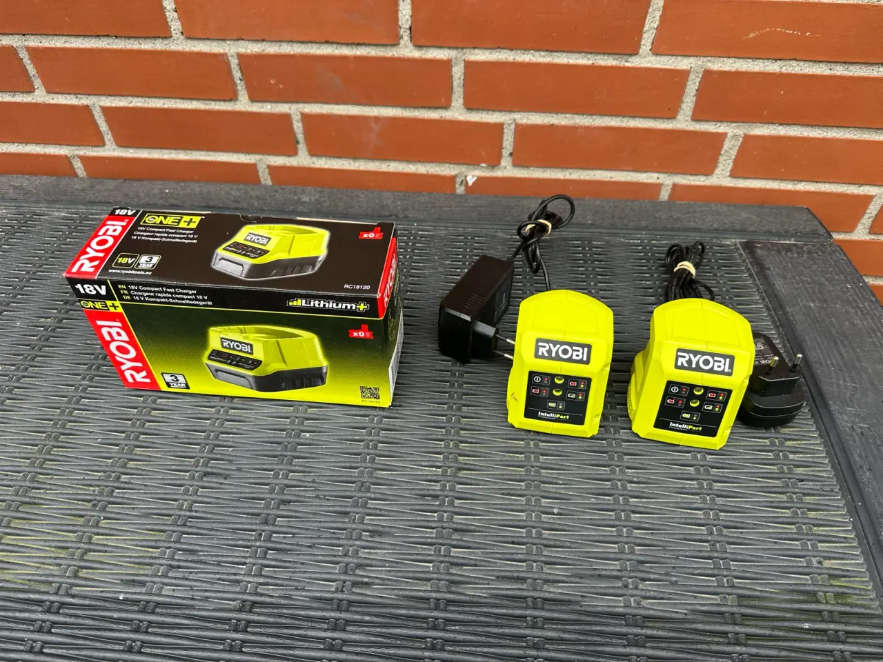 Billede 1 - Ryobi one + ladere 