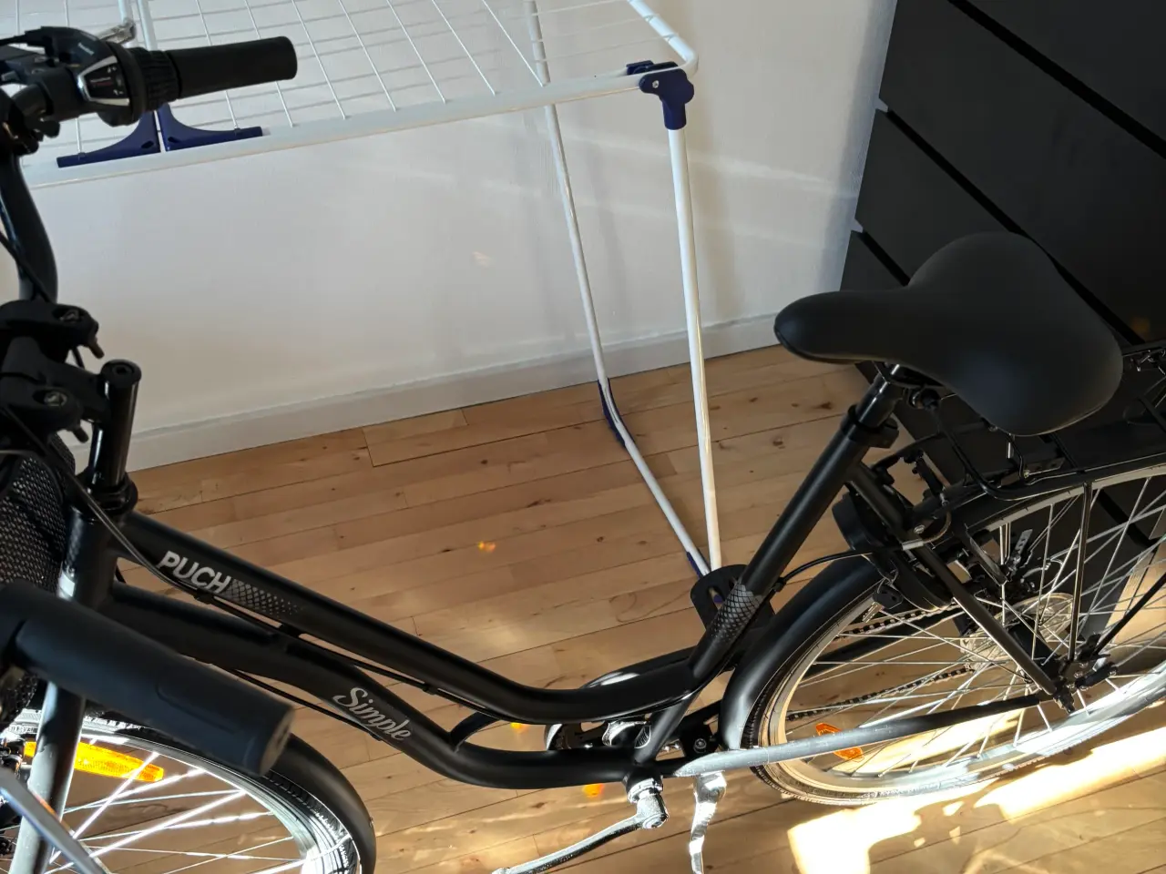 Billede 1 - Sort Damecykel 28”