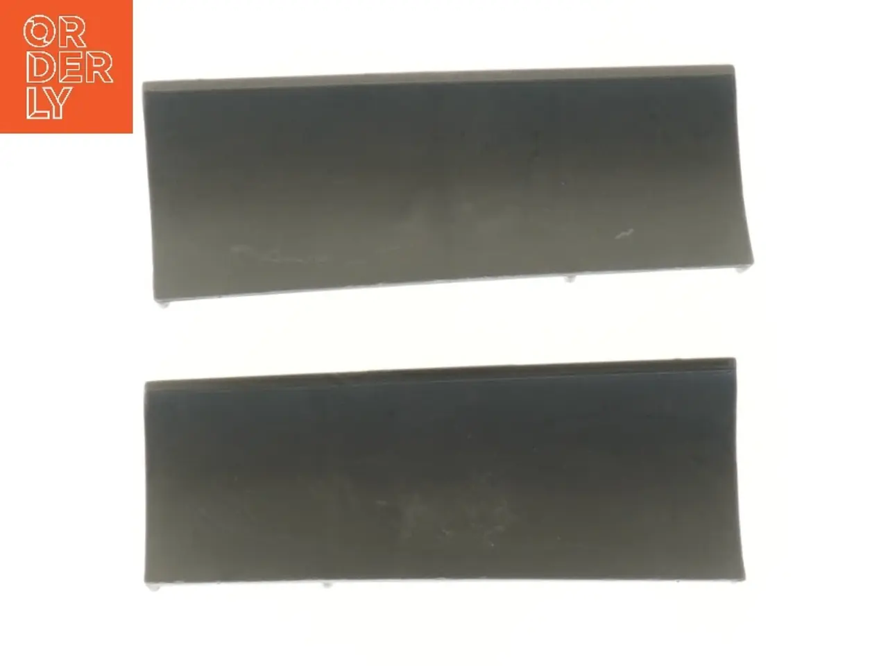 Billede 1 - Plaststøtte til biltilbehør (str. 15x5,5 cm)