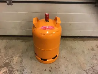 11 kg?s fyldt gasflaske.
