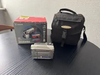 Canon MVX450 videokamera med fototaske