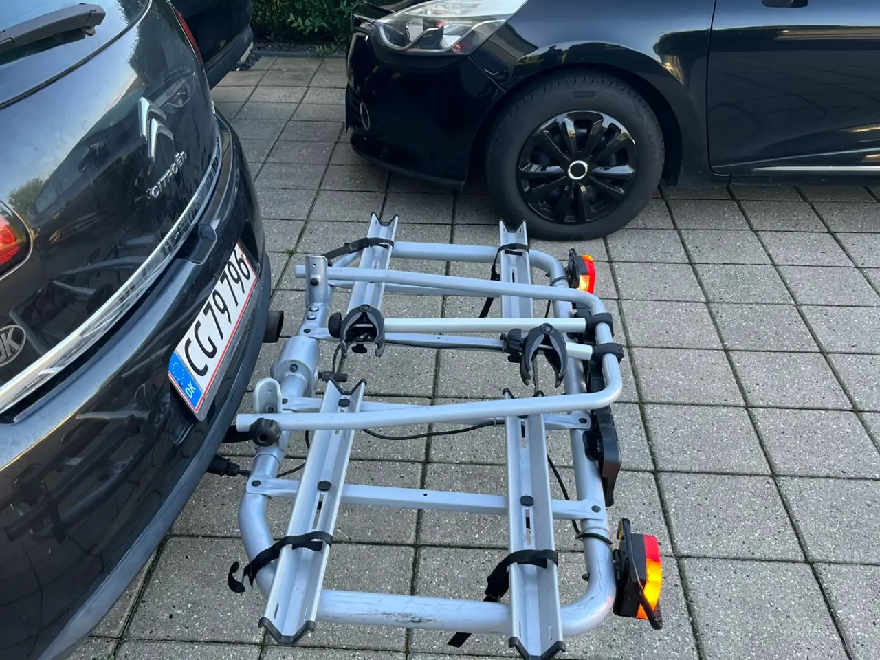 Billede 5 - Thule Easybase Bagageholder med cykelstativ