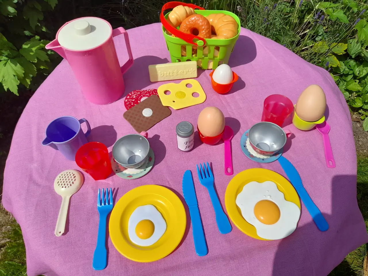 Billede 3 - Legemad, morgen buffet.