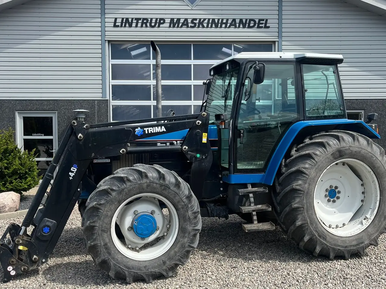 Billede 1 - New Holland 8240 SLE med frontlæsser