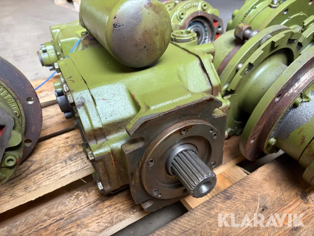 Billede 5 - Lot - gear til hjulmotorer, konverter og hydraulikpumpe - 1 palle