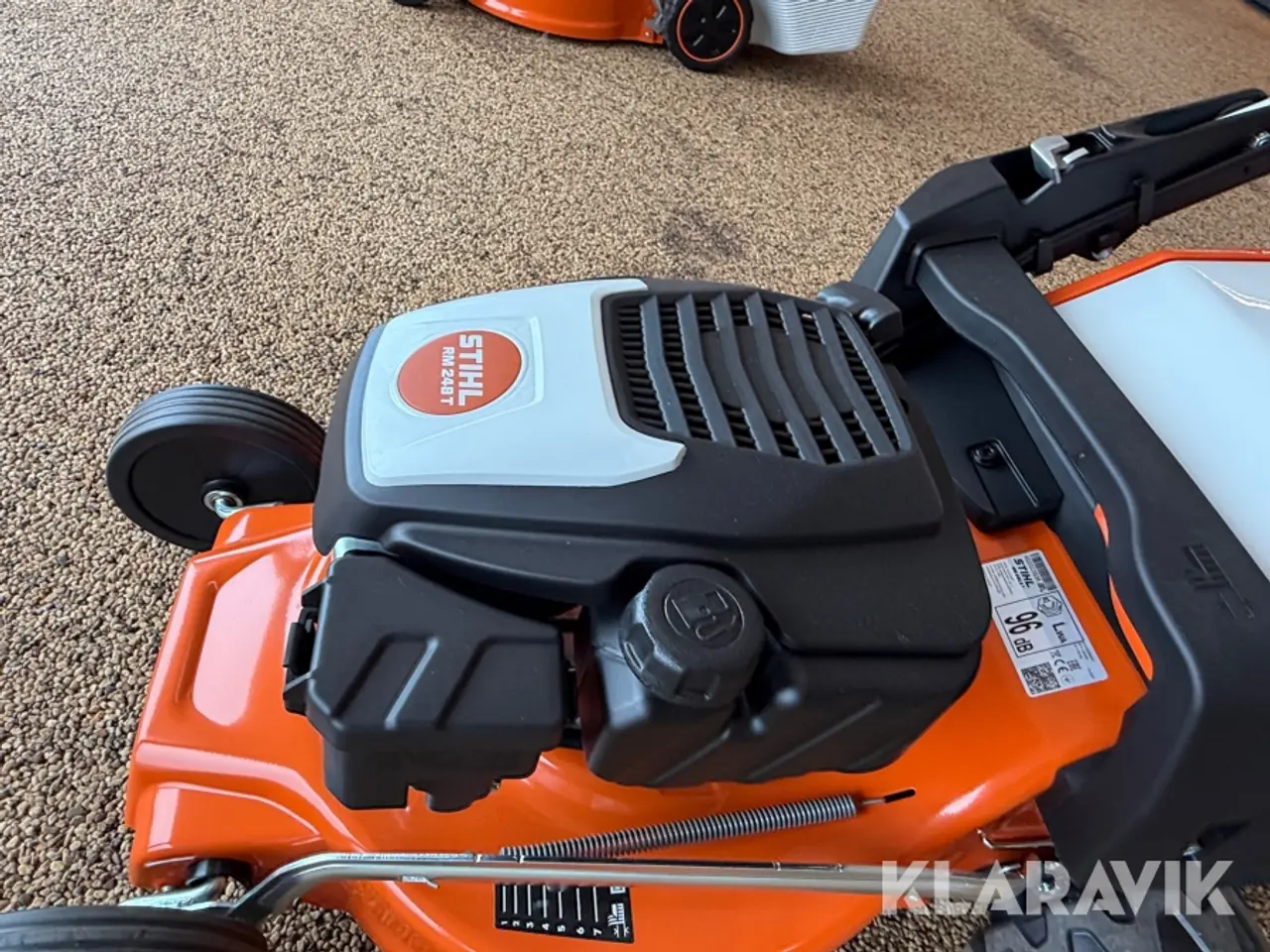 Billede 11 - Græsslåmaskine Stihl RM 248T