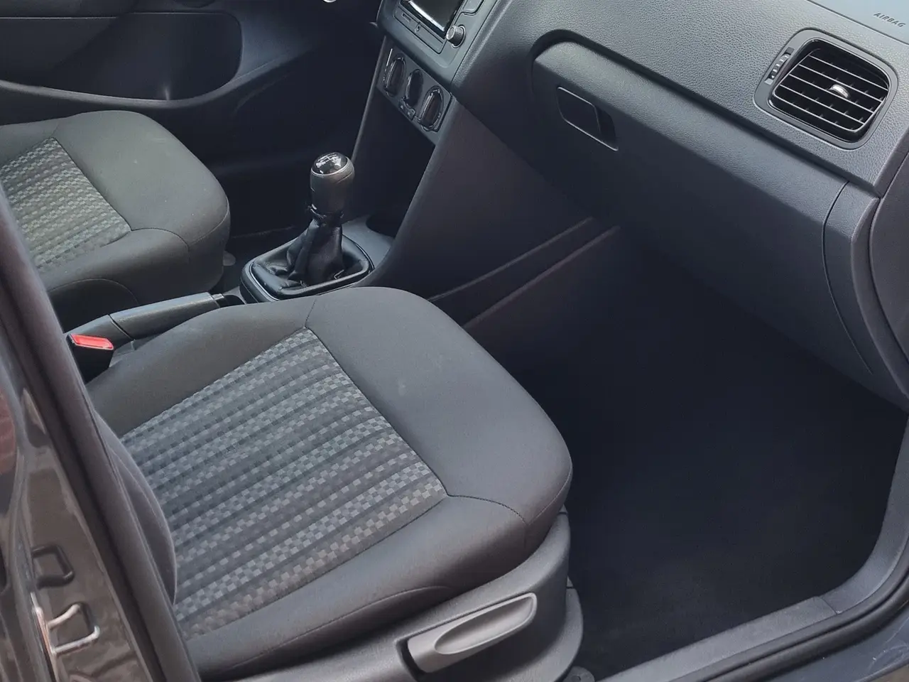 Billede 5 - Vw Polo 2015 1,0 Nysynet.