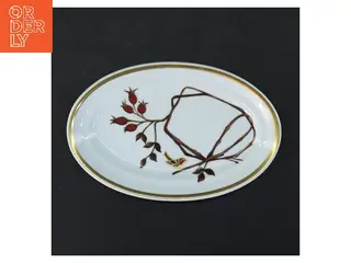 Lille ovalt porcelænsfad med gylden kant og motiv fra Royal Copenhagen (str. 19x12 cm)