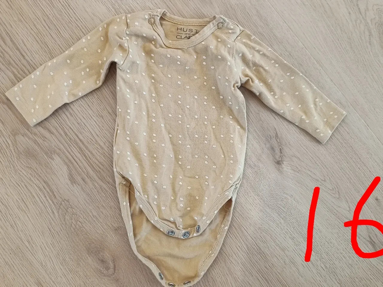 Billede 16 - Blandet babytøj str 56 i god stand