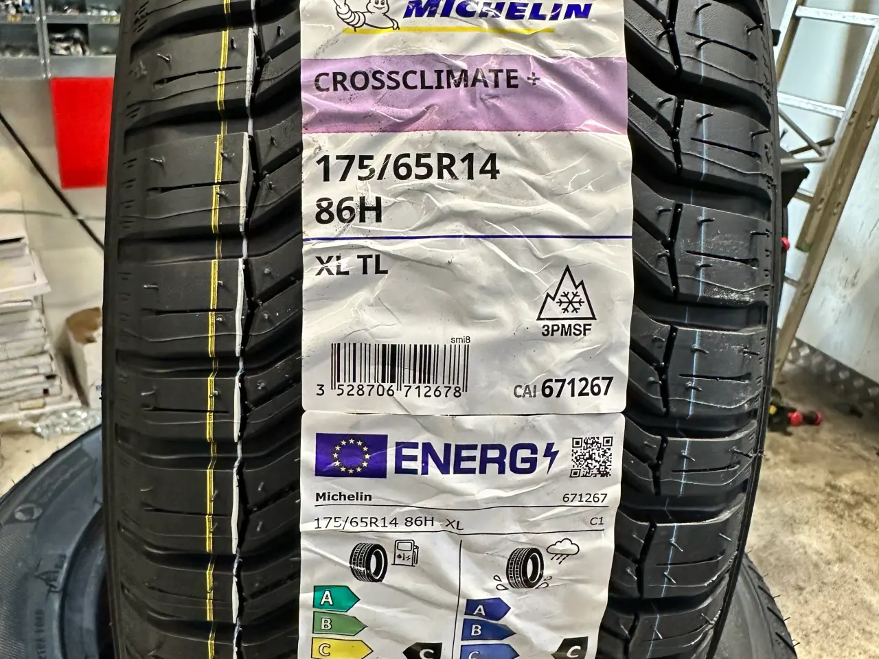 Billede 2 - Michelin crossclimate+ 175/65 14 86H 