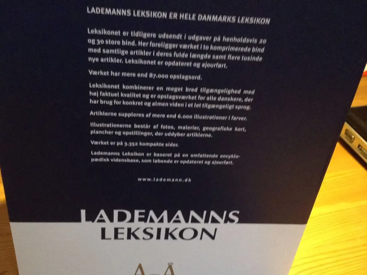 Billede 3 - Lademanns Leksikon, ny