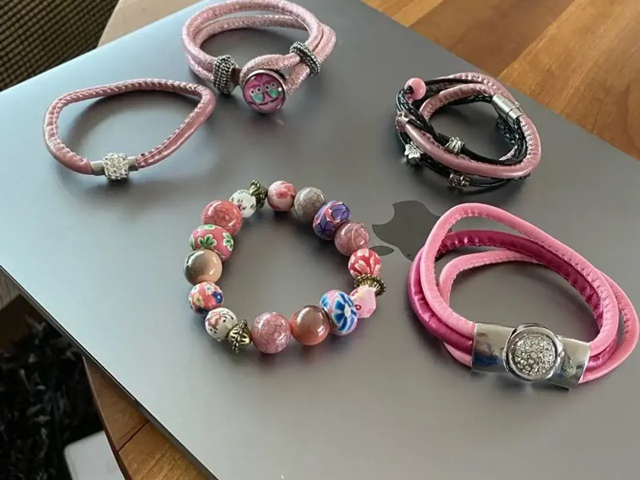 Billede 11 - Flotte nye armbånd
