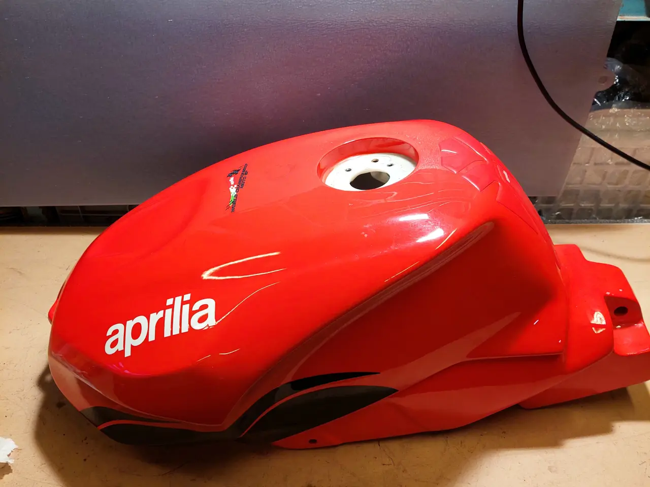 Billede 11 - Aprilia Rsv1000 Mille & Falco Sl1000 Reservedele