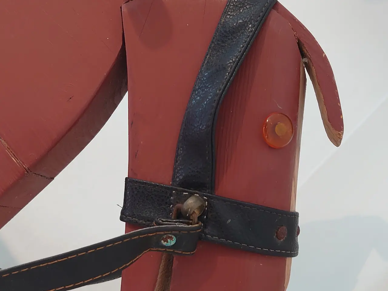 Billede 4 - Træ gyngehest med læder grime. 1940-50. L.95cm.