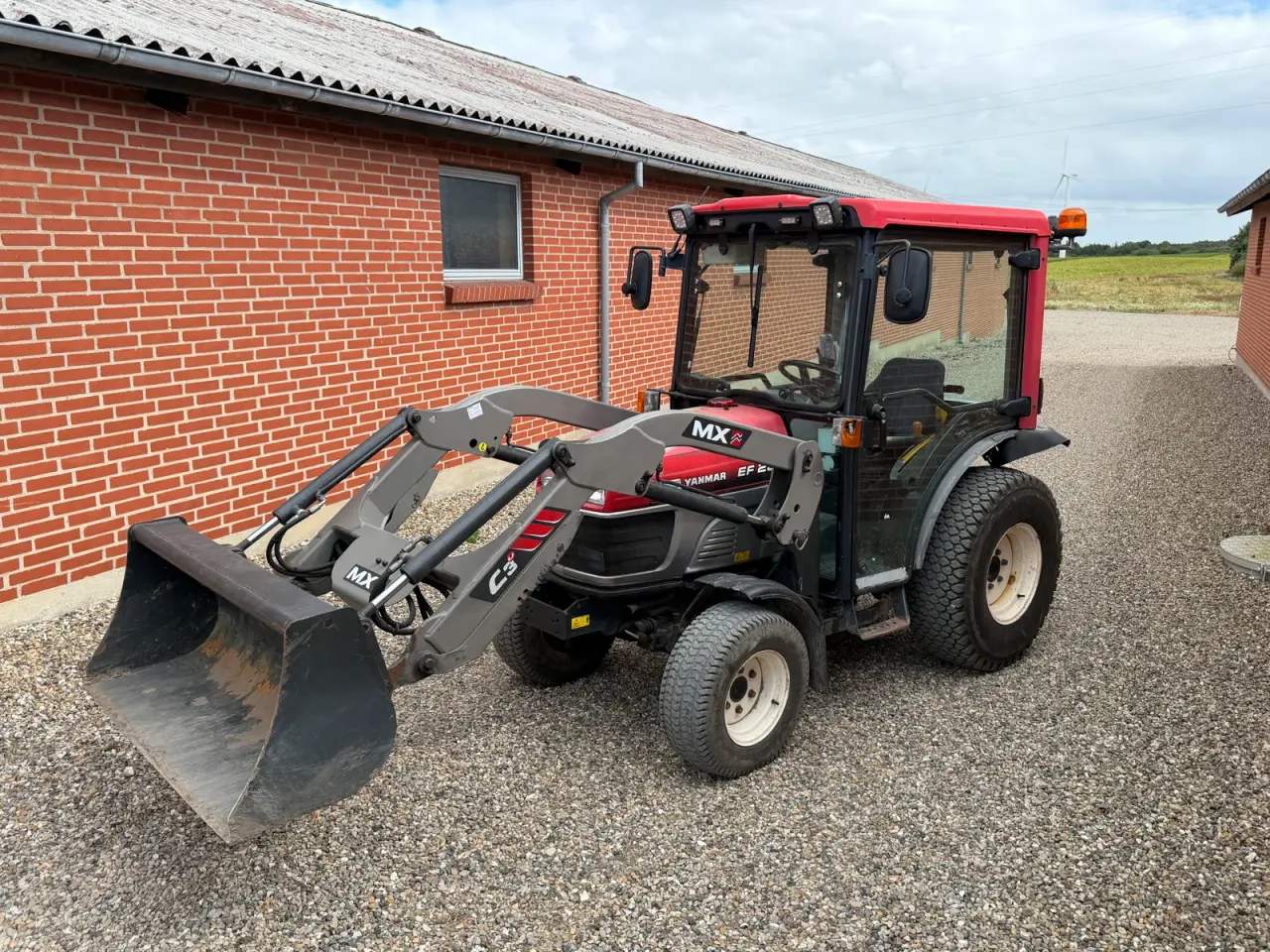 Billede 1 - Yanmar EF235 m. Frontlæsser