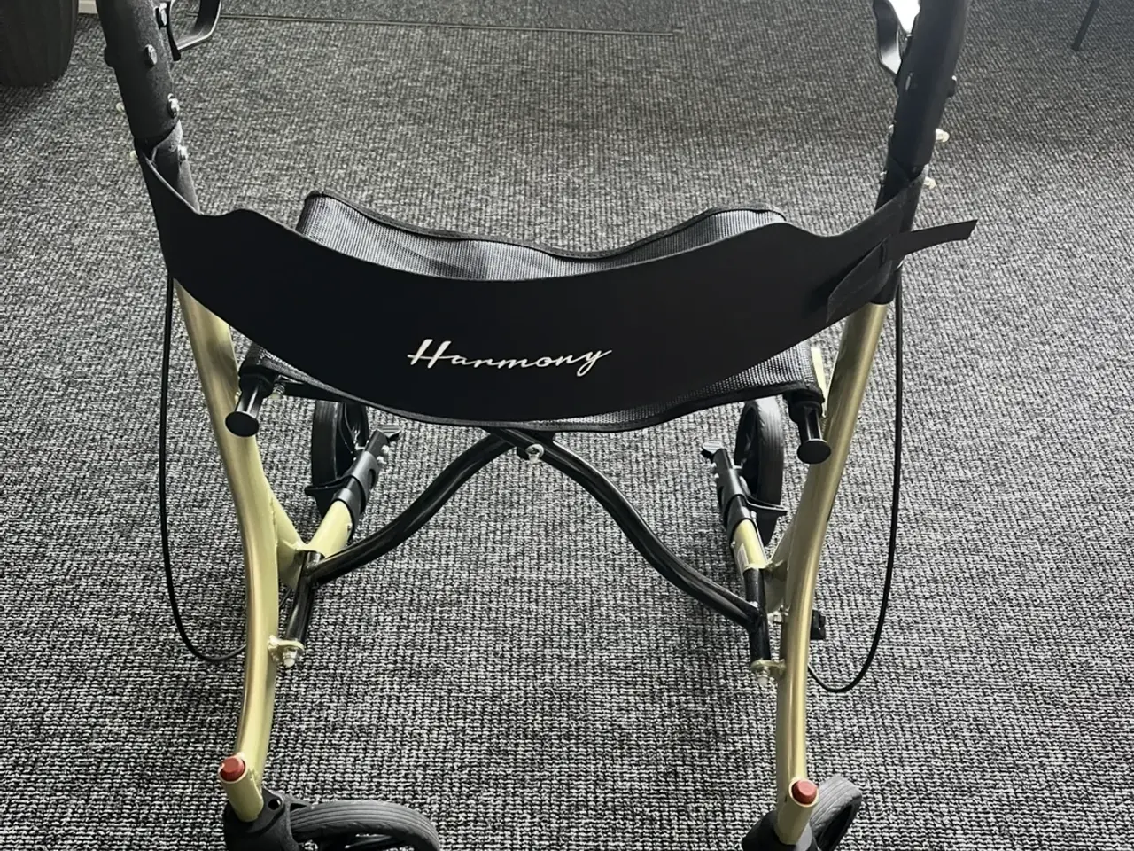 Billede 2 - Rollator, let at klappe sammen