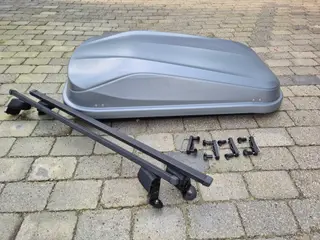 Tagboks 320 l og tagbøjler til VW Caddy