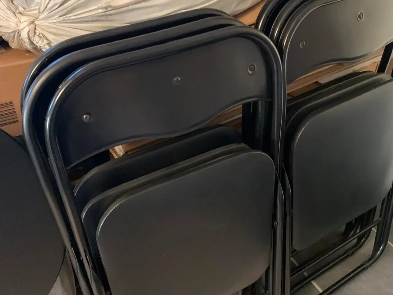 Billede 7 - Sammenklappeligt rundt bord med klapstole, sort