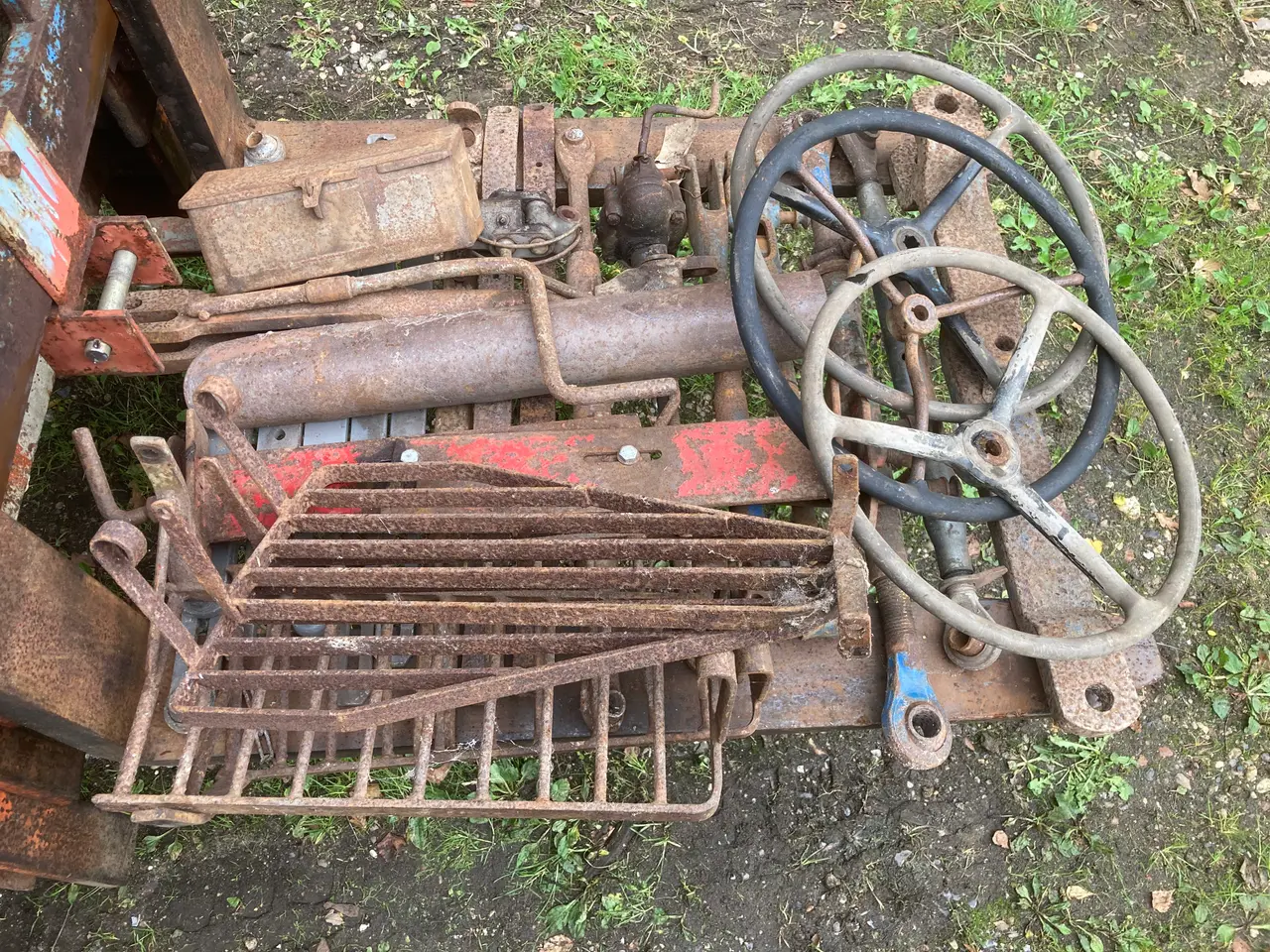 Billede 5 - Traktor. Dødsbo. veterandele