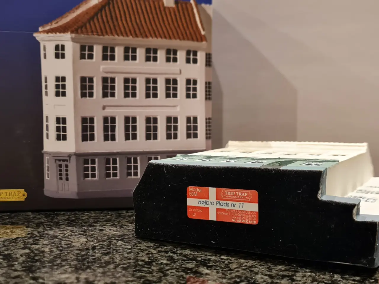 Billede 4 - Trip Trap miniature huse HØJBRO PLADS 11, Kbh.